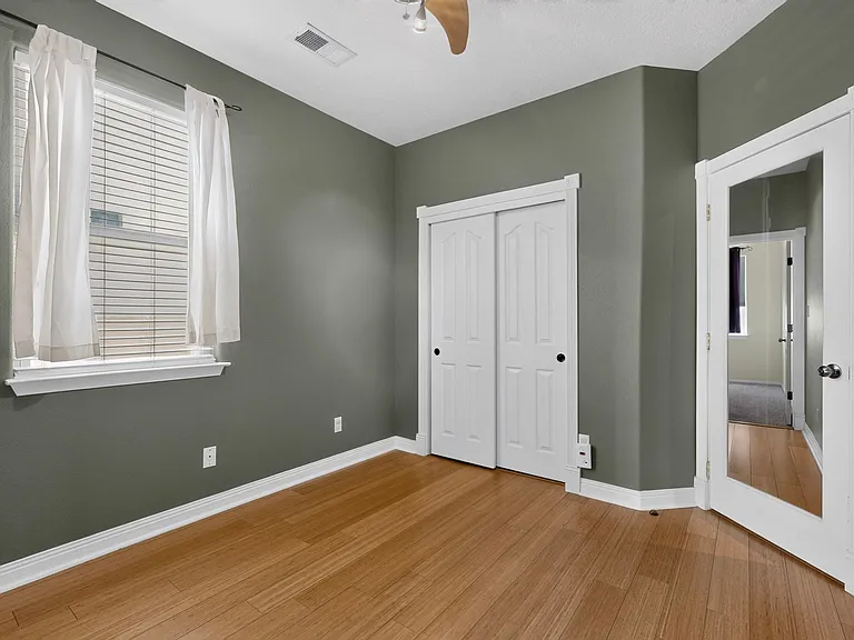 9715 Larnaca Rd NE — Photo 7