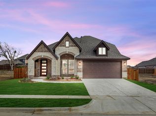 5 Grouse Cir, Sanger, TX 76266