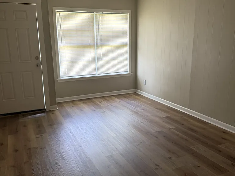 625 Beech Cir NW #A — Photo 1
