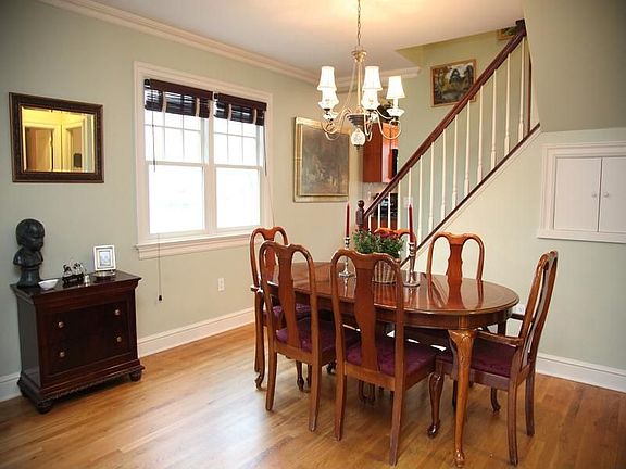 Milton Point Cottage