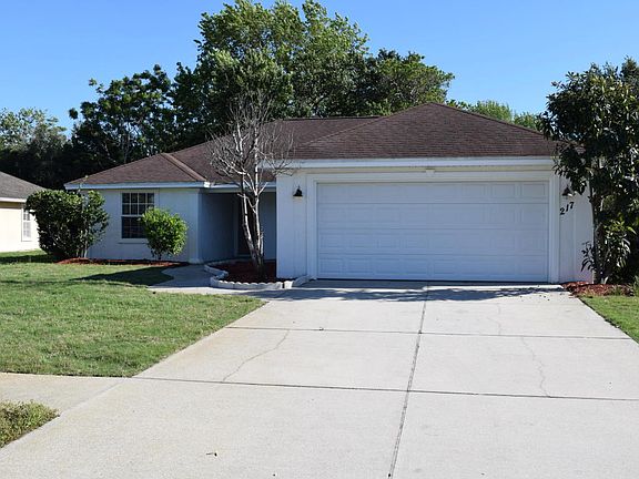 2nd image of 217 Beachwood Ln
