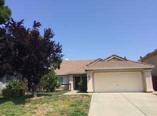 8 White Stone Ct, Elk Grove, CA