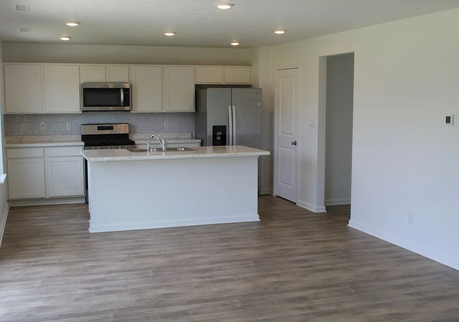 Now Available! Newer 4 BR Home in Decatur Schools! — Photo 3