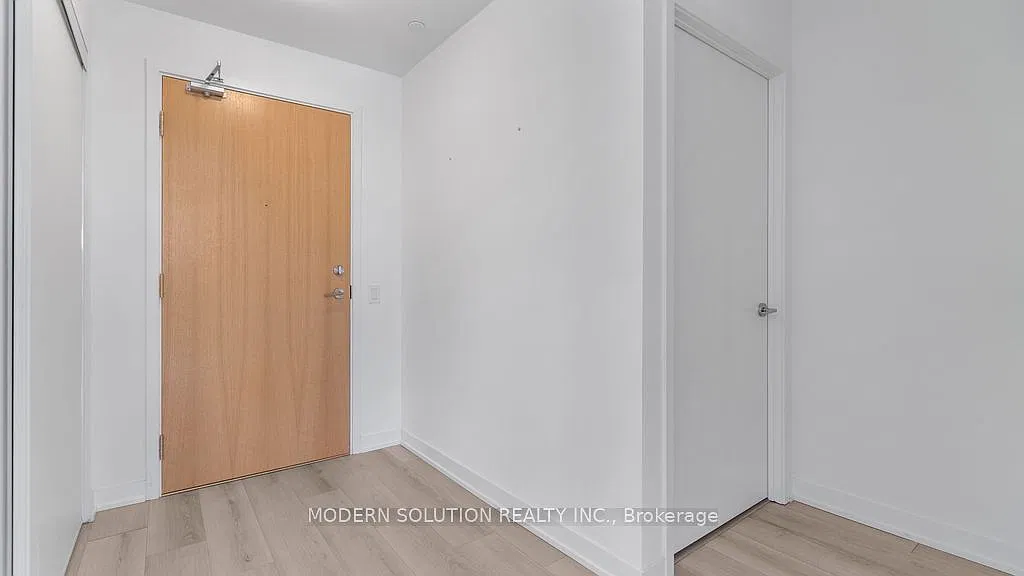 1787 Saint Clair Ave W — Photo 4