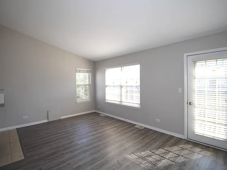 2518 Golf Ridge Cir #2518 — Photo 10