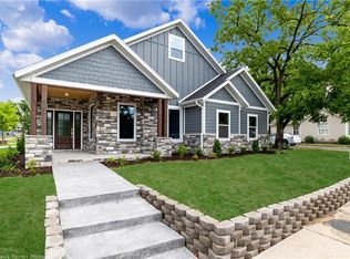 513 W Olive St, Rogers, AR 72756
