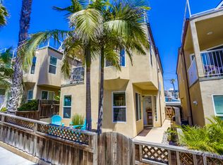 722 Portsmouth Ct, San Diego, CA 92109