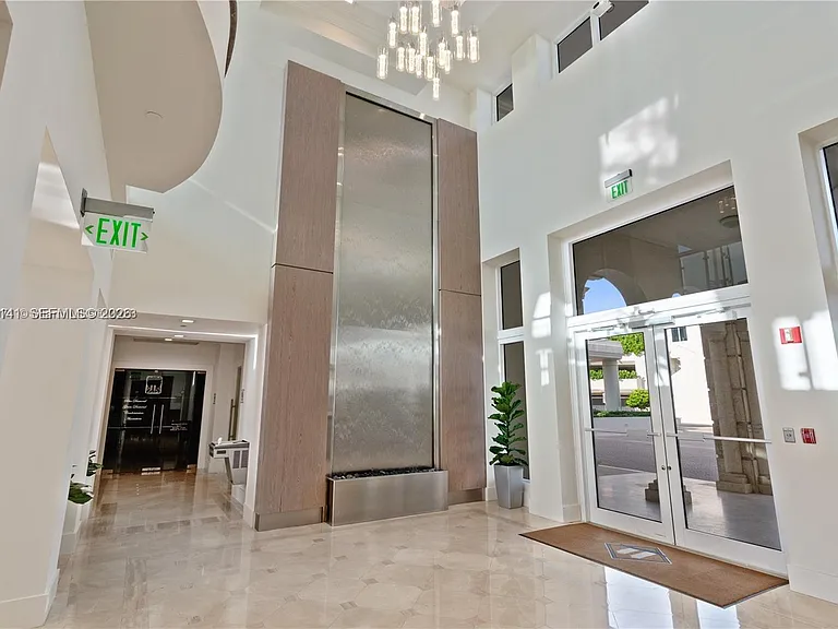 4775 Collins Ave #1806 — Photo 37