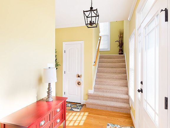 4th image of 1509 Vergeland Dr