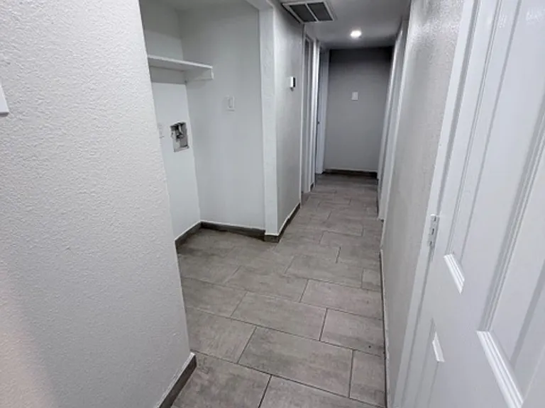 Stoneriver Apartments — Photo 15