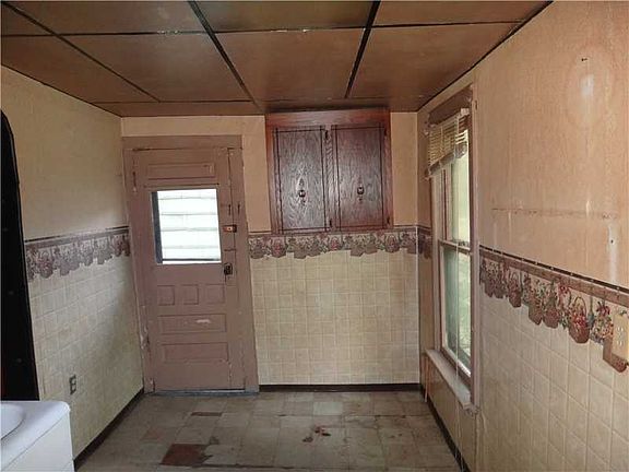 5th image of 8 Murray St