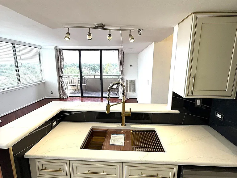 3525 Sage Rd #716 — Photo 9
