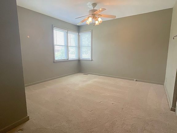 4th image of 2490 Dominion Blvd