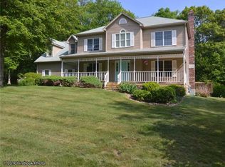 110 Bean Farm Dr, Kingston, RI 02881