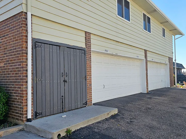 9783 Croke Dr — Photo 13