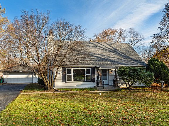 3rd image of 17223 Oketo Ave
