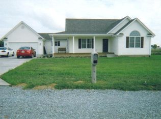 32 View Cir, Ewing, KY 41039