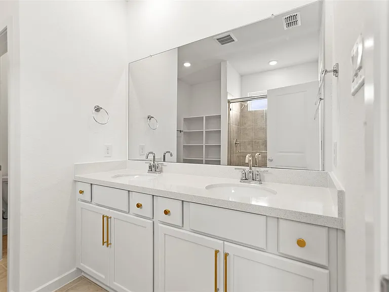 22114 Ingham Bluff Ln — Photo 16