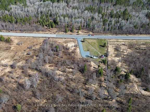 4th image of 1308 State Highway 575 W