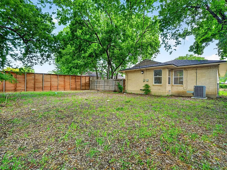 2632 Materhorn Dr — Photo 21