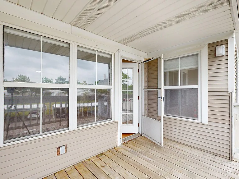 103 Fieldcrest St #301 — Photo 12