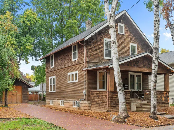 1016 W Commercial St, Appleton, WI 54914