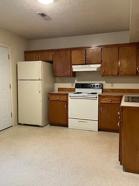 Ozark - 3221 — Photo 3