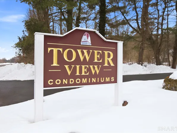 83 Hilltop Dr #83, Simsbury, CT 06089