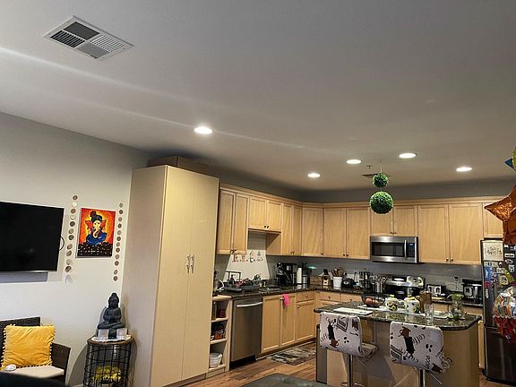 3rd image of 88 N Jackson Ave Unit 106