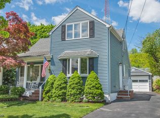 230 Midland Ave, Pompton Lakes, NJ 07442