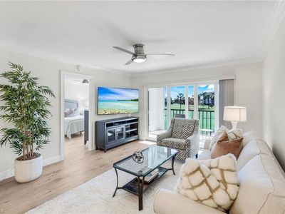 9 High Point CIR N #208, Naples, FL, 34103