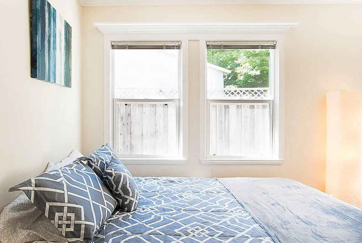 1 bed, 350 sqft, $1,400 — Photo 4