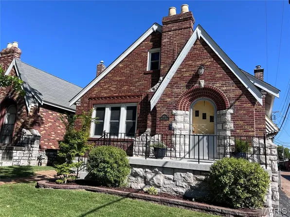 6015 Oleatha Ave, Saint Louis, MO 63139