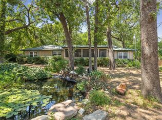 824 W Bedford Euless Rd, Hurst, TX 76053