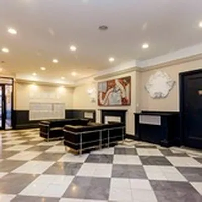 Rented by Compass | media 17