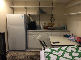 369 Kawaihae St, Honolulu, HI 96825