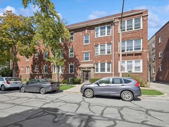 642 Van Buren St APT 2, Oak Park, IL 60304
