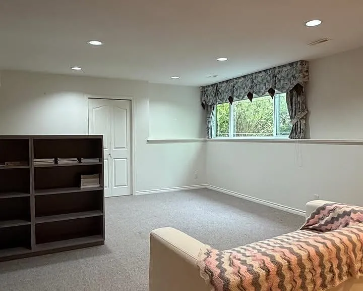 2533 Jade Pl — Photo 3