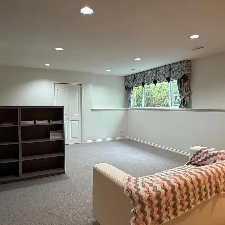 2533 Jade Pl