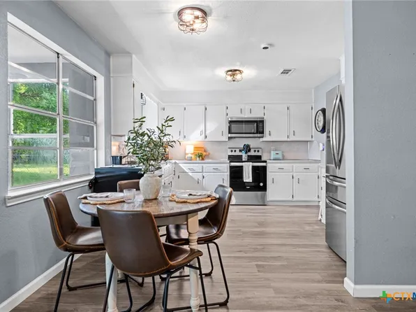 501 N 6th St, Nolanville, TX 76559