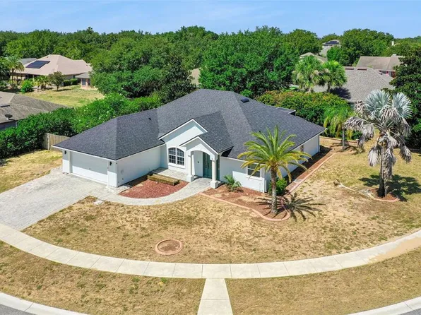 4450 Abaco Dr, Tavares, FL 32778