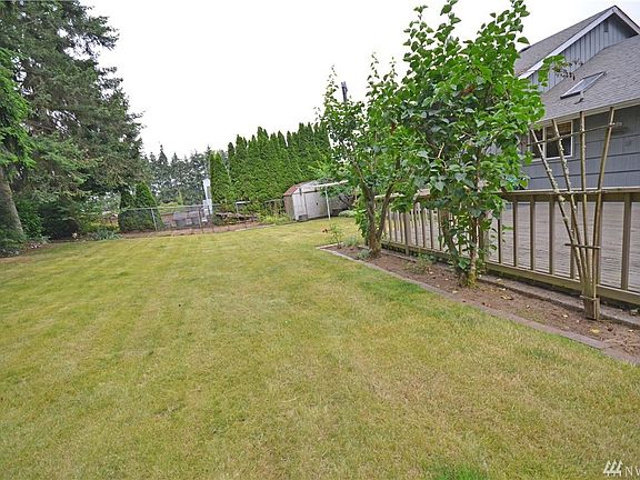 3rd image of 4904 180th St SW
