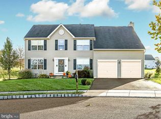 109 Edison Rd, Douglassville, PA 19518