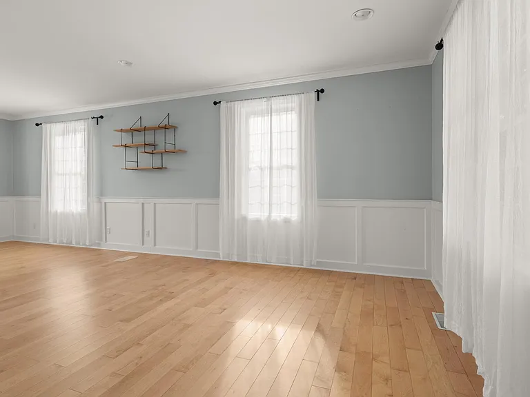Formal sitting area and dining room.