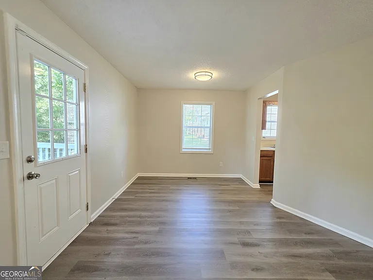 232 Hampton Dr — Photo 10