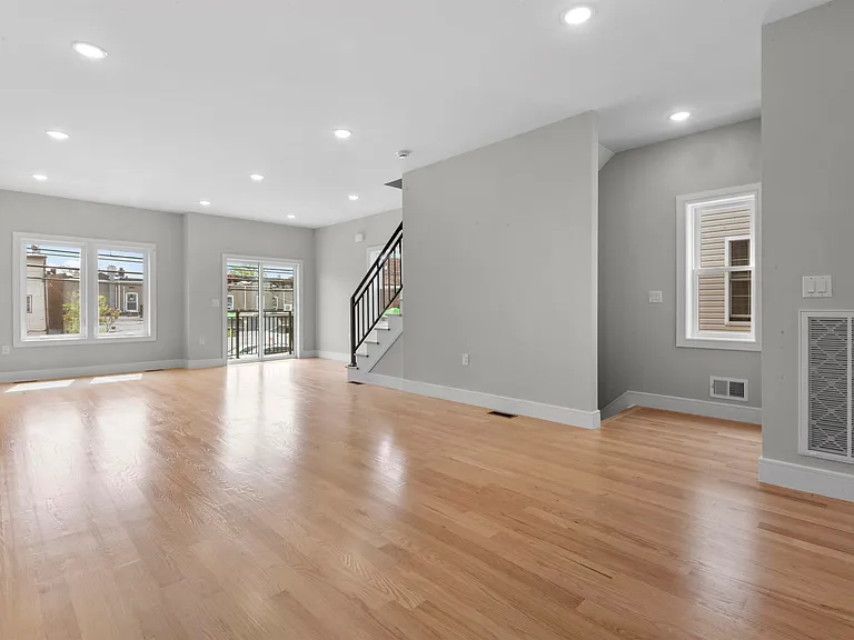 403A Maple St #A — Photo 11