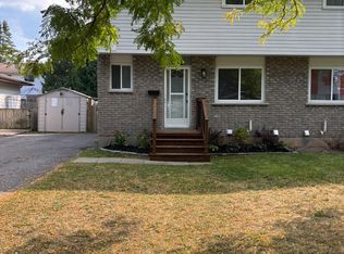 5842 Frontenac St, Niagara Falls, ON L2G 3A9
