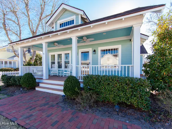 1108 Live Oak Street, Beaufort, NC 28516