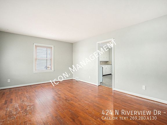 5th image of 424 N Riverview Dr #2