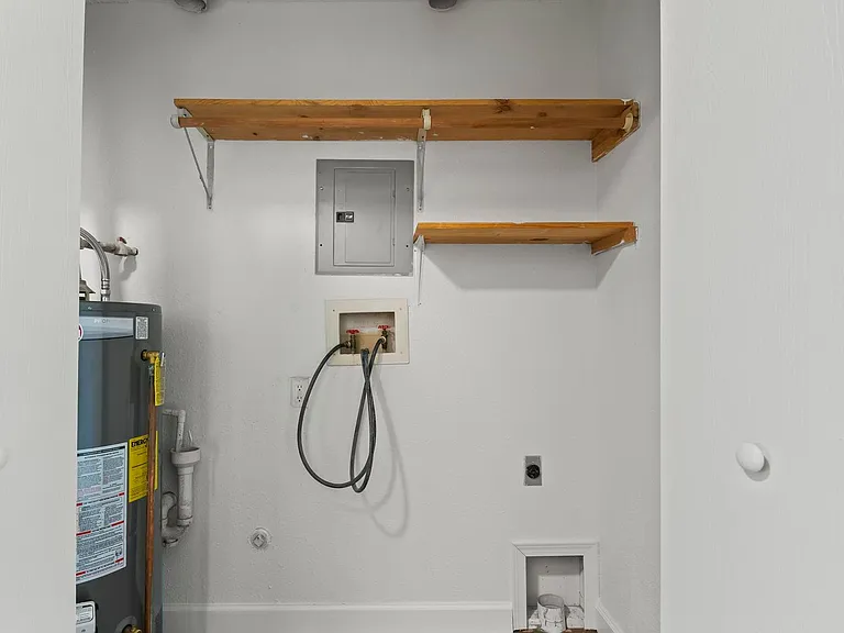 Metro Apartments At Bethalto — Photo 27